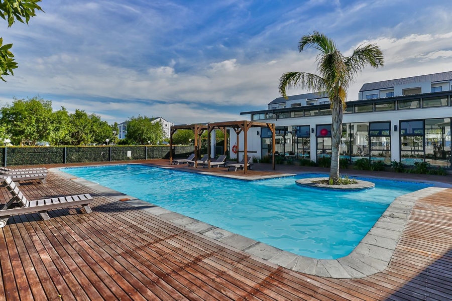 To Let 1 Bedroom Property for Rent in Sandown Western Cape